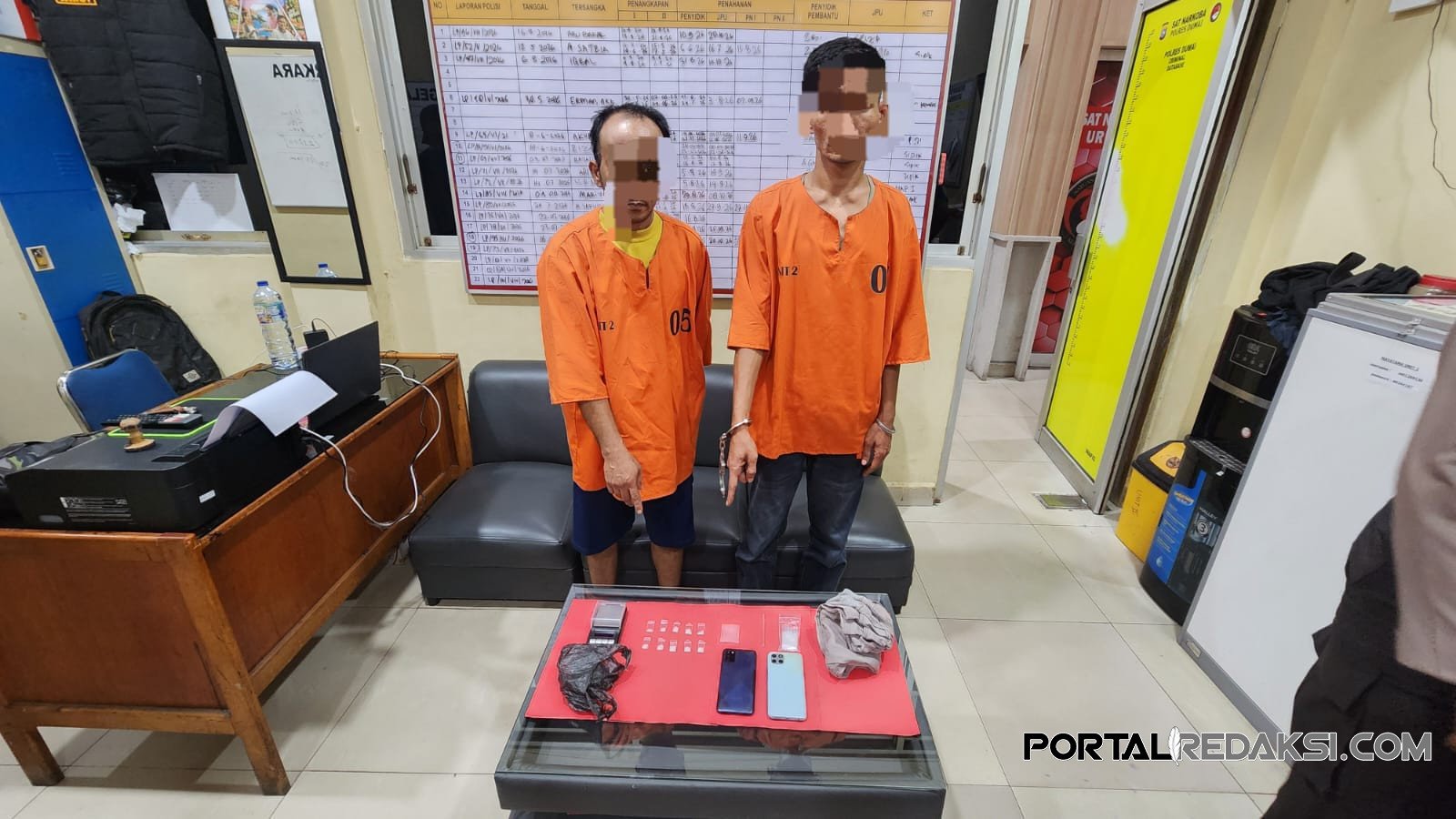J dan MI Diamankan Polisi, 10 Paket Diduga Sabu Ditemukan di Rumah